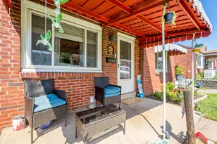 610 Sunnyland Ave, Pittsburgh, PA 15227 - Photo 4