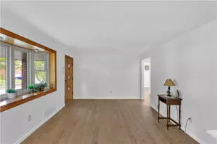 9830 Don Dr, Irwin, PA 15642 - Photo 10