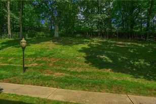 604 Calais Dr, Pittsburgh, PA 15237 - Photo 6