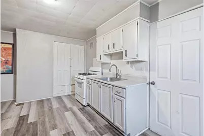239 Anthony St, Pittsburgh, PA 15210 - Photo 14