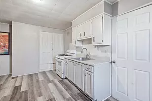 239 Anthony St, Pittsburgh, PA 15210 - Photo 14