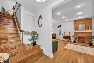 702 Bellefonte St, Pittsburgh, PA 15232 - Photo 2