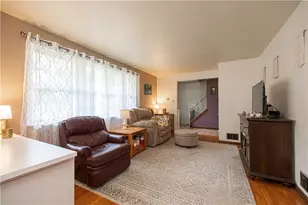 115 St Andrews Cir, Elizabeth Twp/Boro, PA 15135 - Photo 4