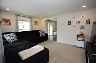 706 East Dr, Clairton, PA 15025 - Photo 10