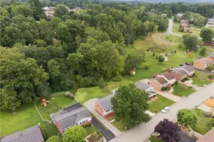 614 Stamford Dr, Hempfield Township, PA 15601 - Photo 36