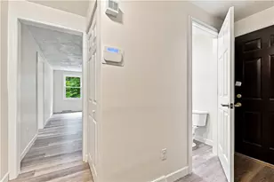 450 Greenwood Dr, Hermitage, PA 16148 - Photo 12