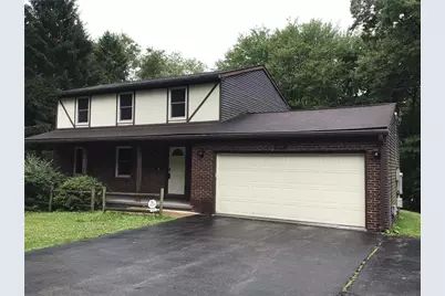 450 Greenwood Dr, Hermitage, PA 16148 - Photo 2