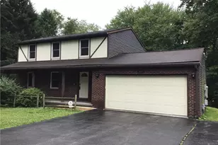 450 Greenwood Dr, Hermitage, PA 16148 - Photo 2