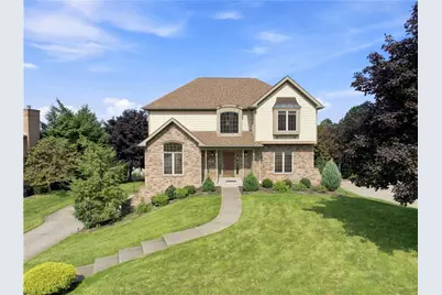 146 Williams Dr, Robinson Twp, PA 15108 - Photo 2
