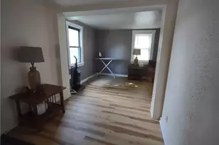 404 Hillside Ave, Ellwood City, PA 16117 - Photo 4