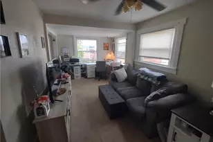404 Hillside Ave, Ellwood City, PA 16117 - Photo 12