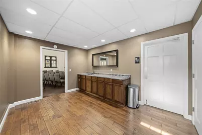 176 W Pike St, Canonsburg, PA 15317 - Photo 10