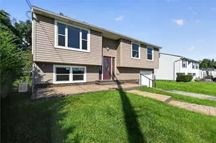 768 Illini Dr, Monroeville, PA 15146 - Photo 2