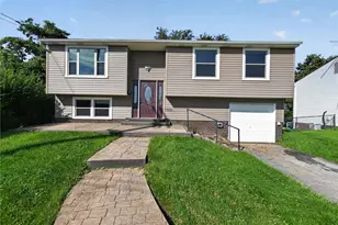 768 Illini Dr, Monroeville, PA 15146 - Photo 1