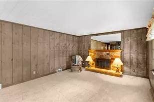 466 Grove St, Hermitage, PA 16148 - Photo 8