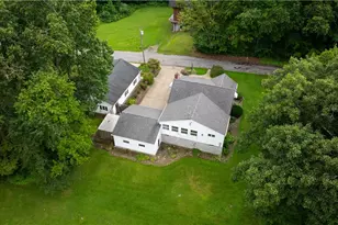 466 Grove St, Hermitage, PA 16148 - Photo 4