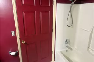 77 Stone Ridge Blvd, Hermitage, PA 16148 - Photo 10