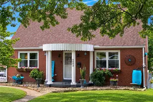 2002 Kansas Ave, White Oak, PA 15131 - Photo 2