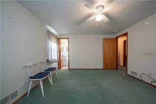 326 Pennsylvania Ave, Pittsburgh, PA 15147 - Photo 14