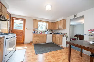 326 Pennsylvania Ave, Pittsburgh, PA 15147 - Photo 2