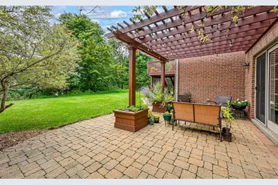 3166 Canterbury Dr, Hampton, PA 15101 - Photo 40