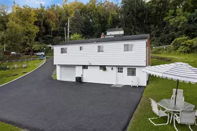 7729 Tyler Rd, Verona, PA 15147 - Photo 2