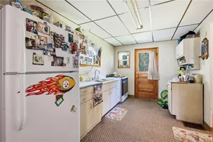 313 Meredith St, Pittsburgh, PA 15210 - Photo 2