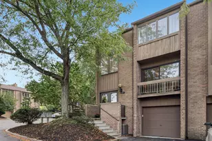 371 Hawthorn Ct, Ross Twp, PA 15237 - Photo 40