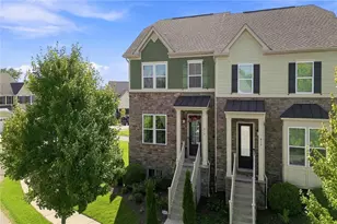 814 Oneida Cir, Marshall, PA 16046 - Photo 1