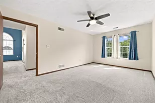 115 Newhaven Ln, Center Township, PA 16001 - Photo 12