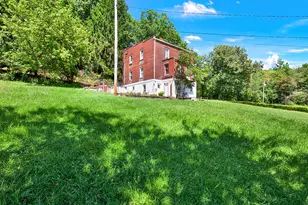 140 Smartnick Rd, Hempfield Township, PA 15601 - Photo 4