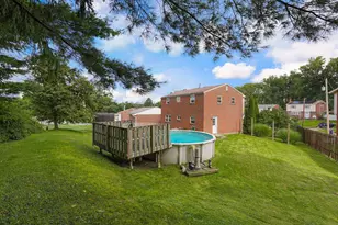 32 Carlsbad Rd, Pittsburgh, PA 15239 - Photo 22