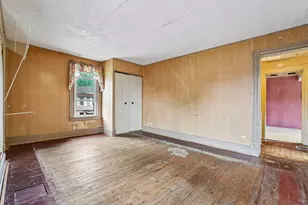 416 E New Castle St, Harmony Boro, PA 16063 - Photo 8