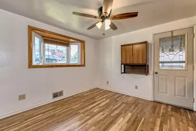2040 Thomas Drive, North Huntingdon, PA 15131 - Photo 4