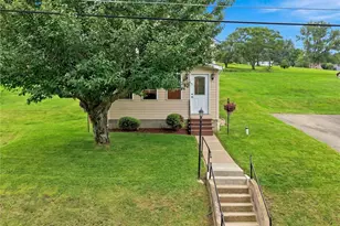 1810 Scenery Drive, Rostraver, PA 15012 - Photo 2