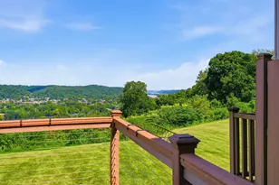 1571 Staunton Dr, Moon/Crescent Twp, PA 15108 - Photo 32