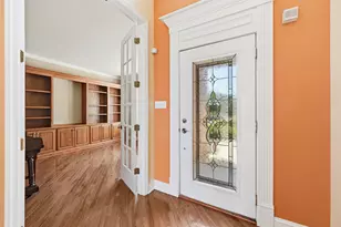 1571 Staunton Dr, Moon/Crescent Twp, PA 15108 - Photo 2