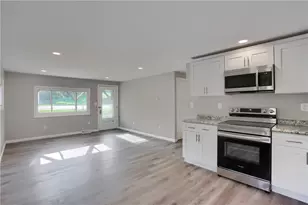 227 Country Club Rd, South Strabane, PA 15301 - Photo 4