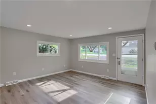 227 Country Club Rd, South Strabane, PA 15301 - Photo 12