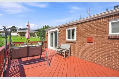 106 Vermillion Dr, Pittsburgh, PA 15209 - Photo 26