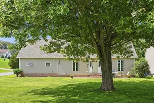 399 Lincoln Ave, Mars, PA 16046 - Photo 2