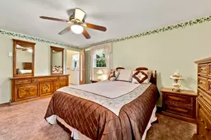 518 Cleveland Dr, Lower Burrell, PA 15068 - Photo 8