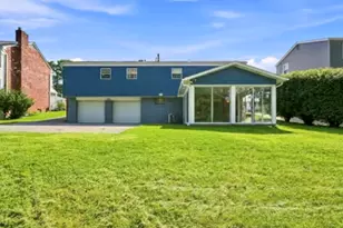 518 Cleveland Dr, Lower Burrell, PA 15068 - Photo 14