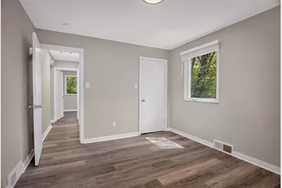 217 Curry Hollow Rd, West Mifflin, PA 15122 - Photo 10