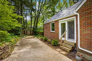 217 Curry Hollow Rd, West Mifflin, PA 15122 - Photo 22
