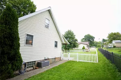 743 Spring St, Harmony Boro, PA 16037 - Photo 20