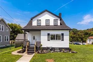 425 Peterson St, McKeesport, PA 15132 - Photo 2