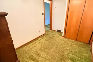 706 Lechner Ln, Pittsburgh, PA 15227 - Photo 16