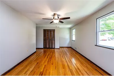 634 Stamford Dr, Hempfield Township, PA 15601 - Photo 32