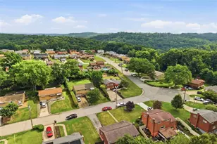 1729 Beryl Dr, Pittsburgh, PA 15227 - Photo 38